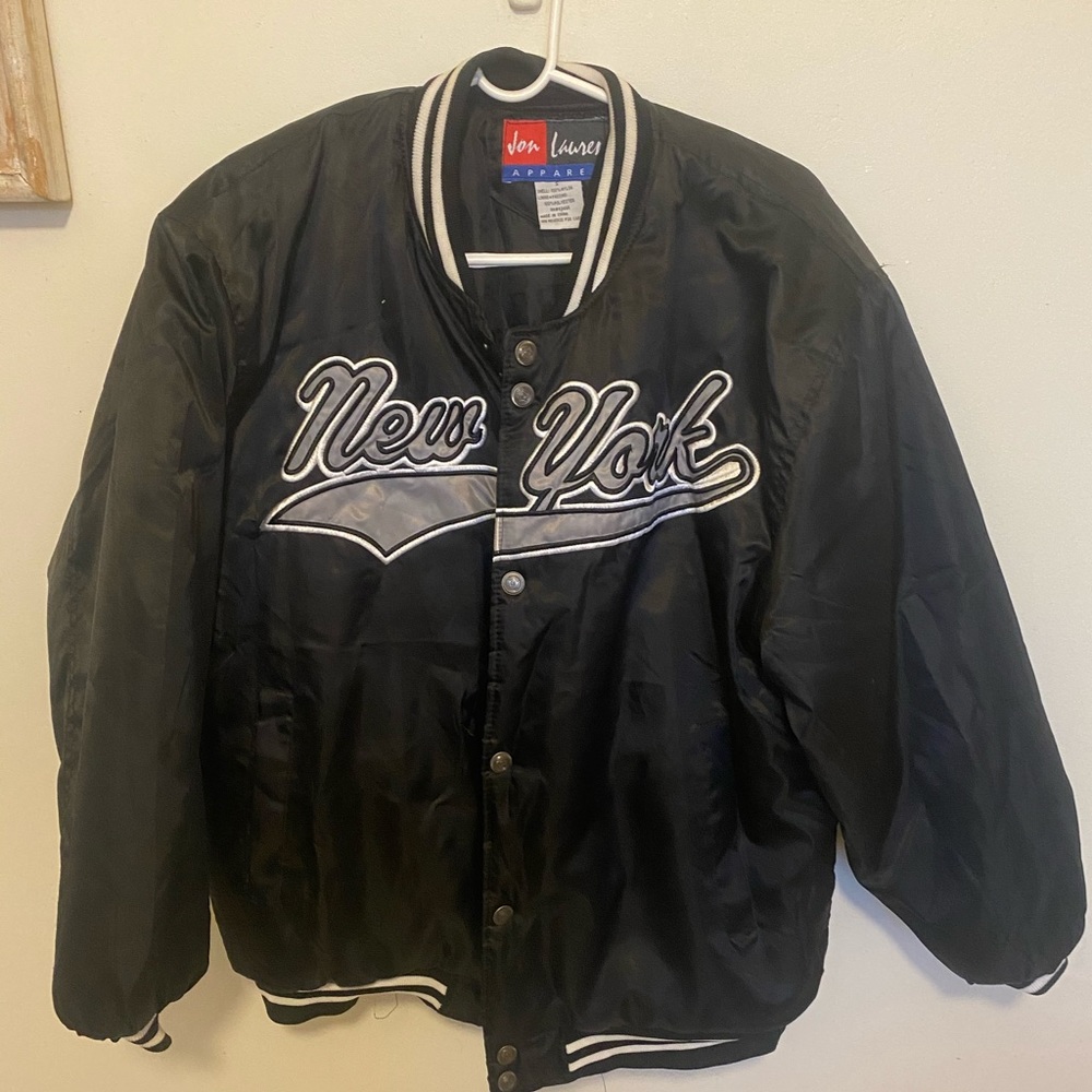 Bomber jacket
